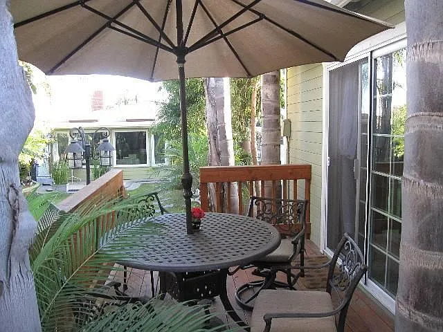 0 Ives Ln — Photo 2