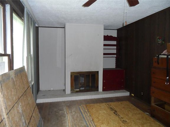 4th image of 5355 Milton St