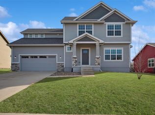 961 Bridgeview St, Polk City, IA 50226