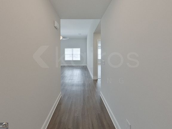 3rd image of 116 Mountain Holly Rd