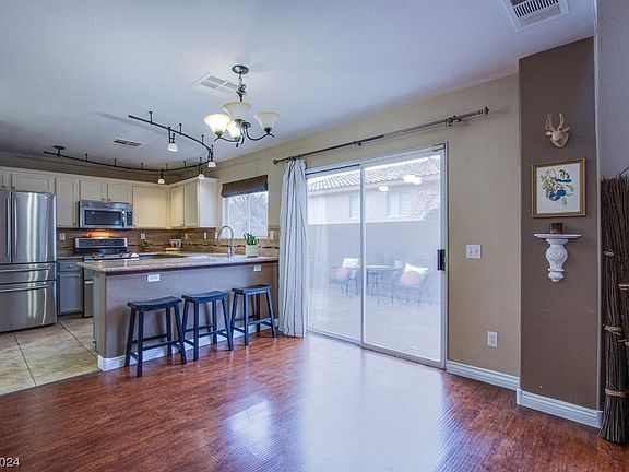 4th image of 7721 White Flower Ct