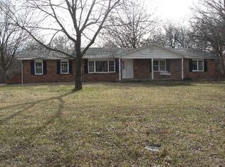 5350 E Spiva Crossing Rd, Hallsville, MO 65255