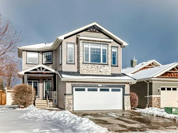 102 W Royal Oak Cres NW, Calgary, AB T3G 4Y7