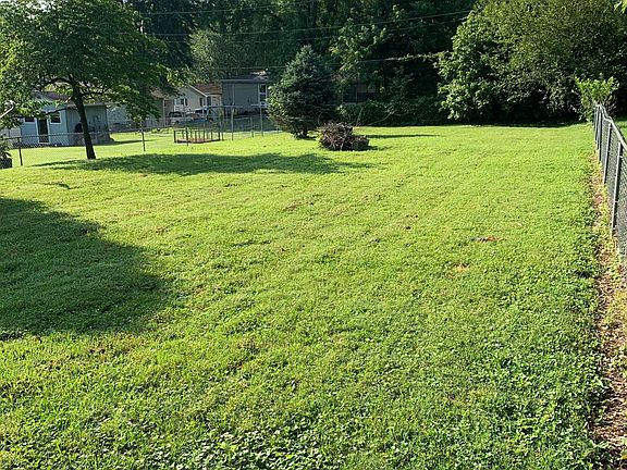 3rd image of 2835 Lear Dr