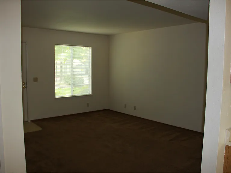 1880 Humboldt Rd #19 — Photo 3