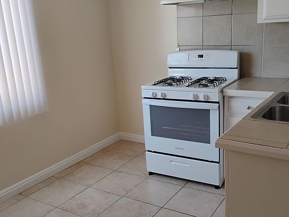 2nd image of 14652 Adams St APT 7