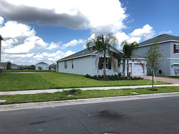 2nd image of 10211 Lovegrass Ln