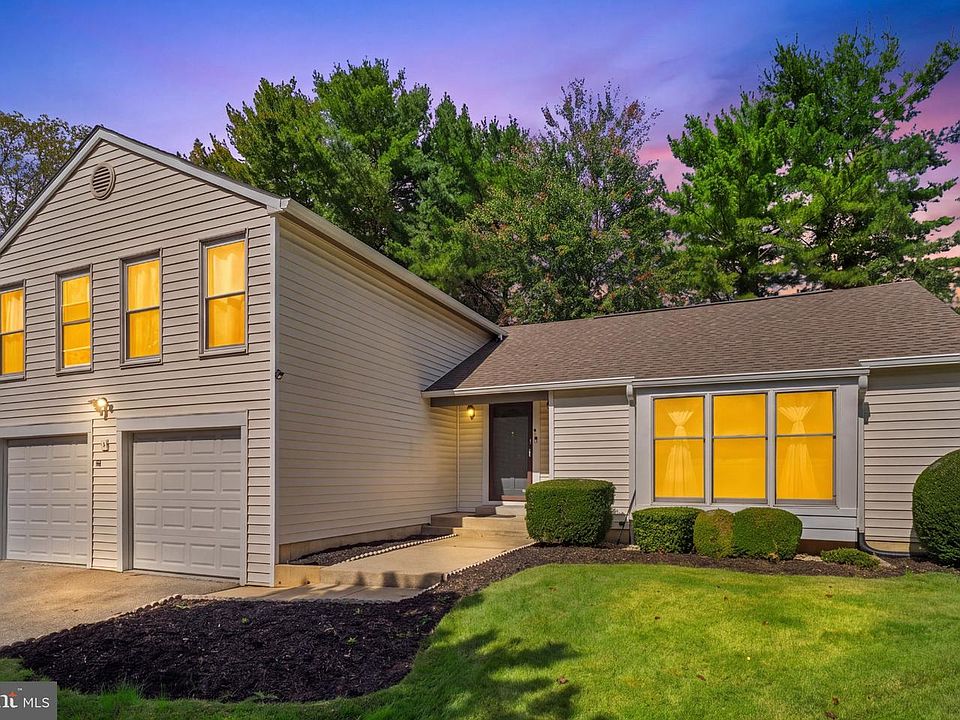 1st image of 26 Schubert Ct