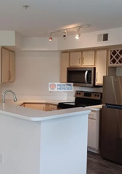 7240 Westpointe Blvd #1122 — Photo 9