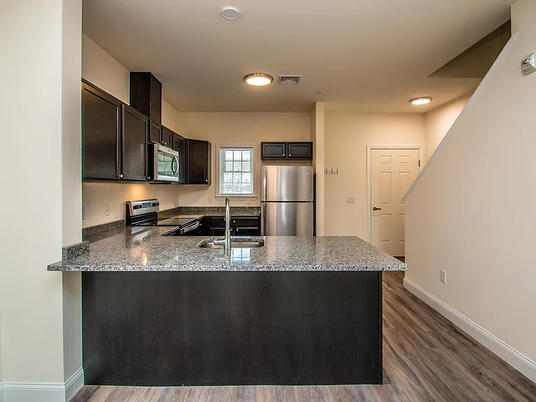 38 Alpine Place Dr #210 — Photo 8