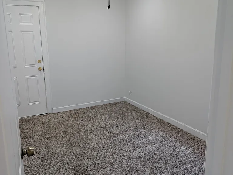 8830 Meade Ave — Photo 13