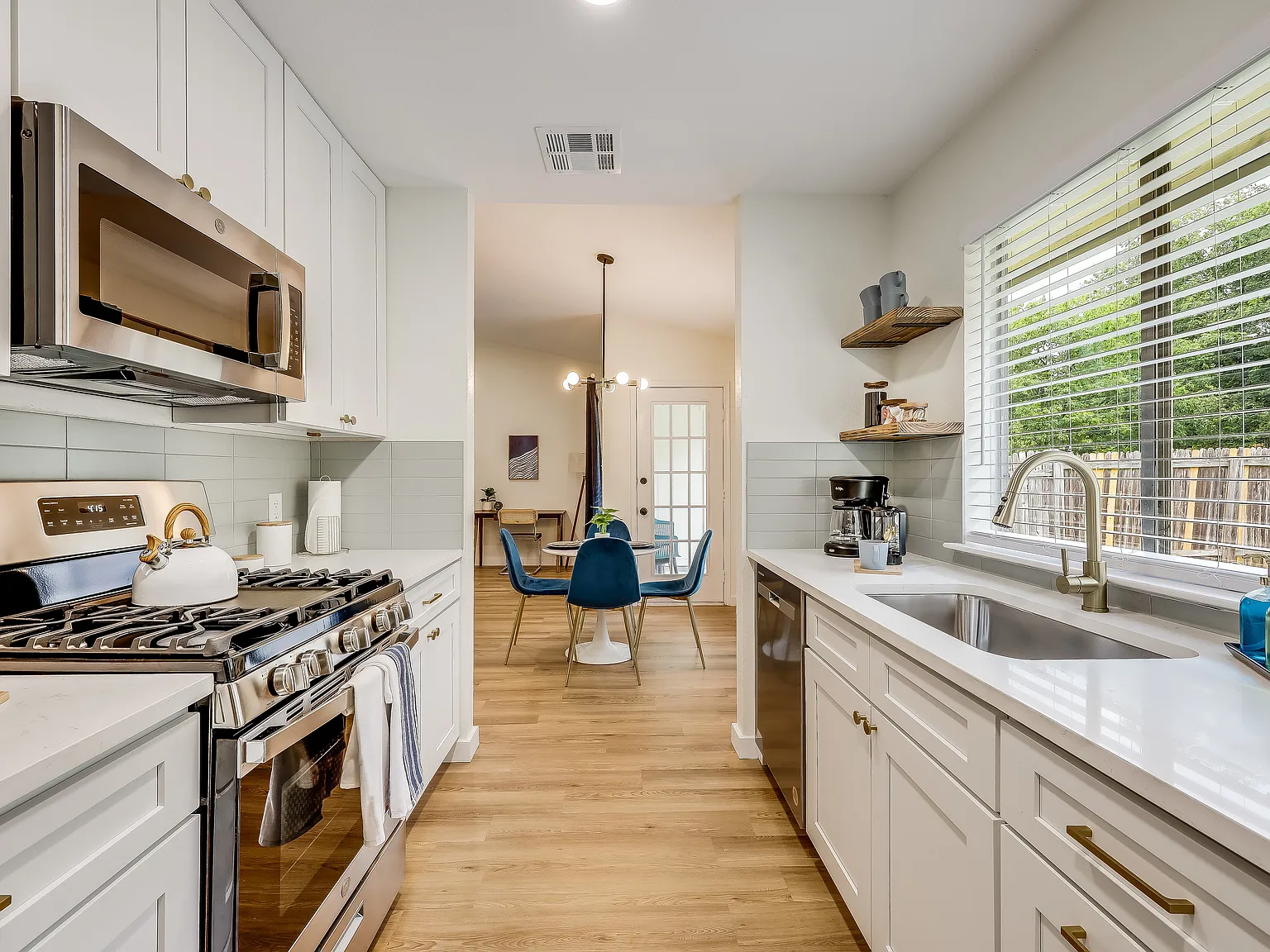 2 bed, $3,500 — Photo 2