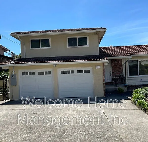 16233 San Remo Dr — Photo 1