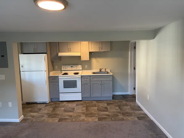 99 Cottage St #A, Easthampton, MA 01027