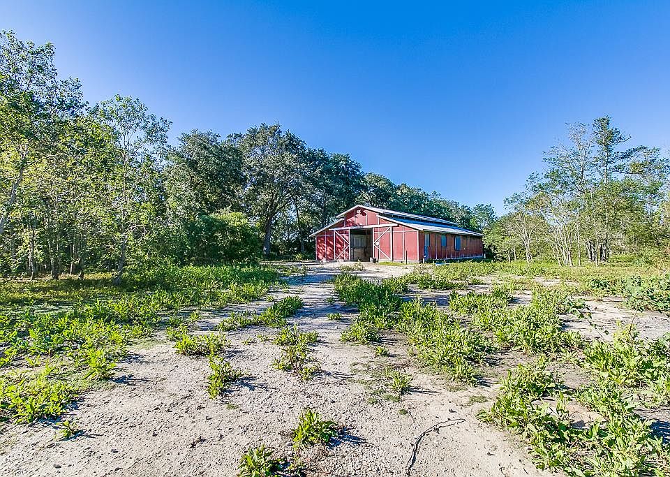 1st image of 18526 Avenue A