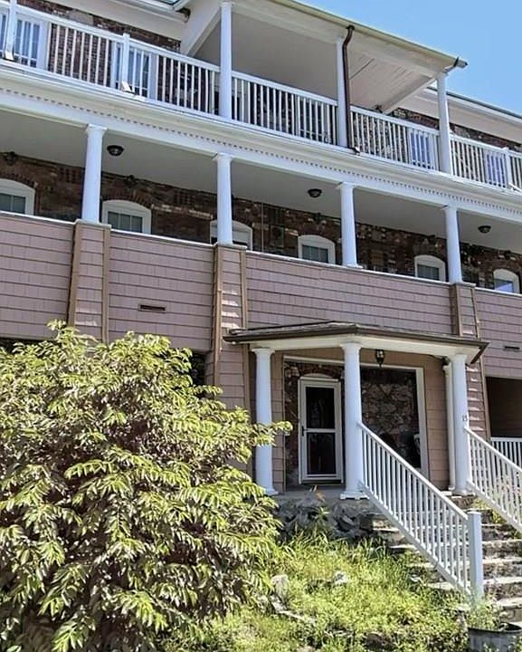 1st image of 15 Tucker St #1