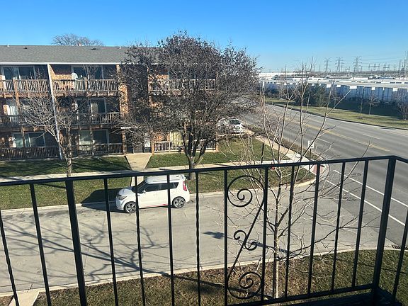3rd image of 8302 W 47th St #11