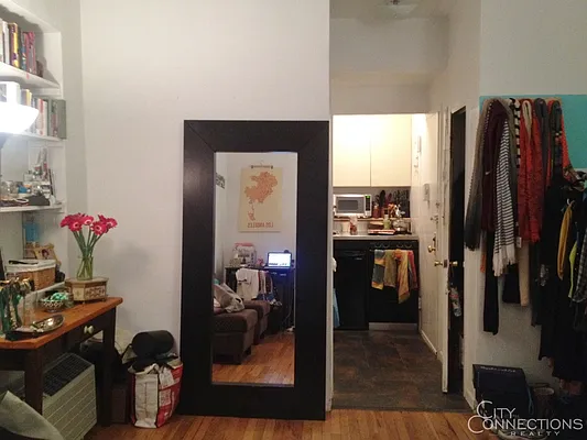 Rented by City Connections Realty | media 1