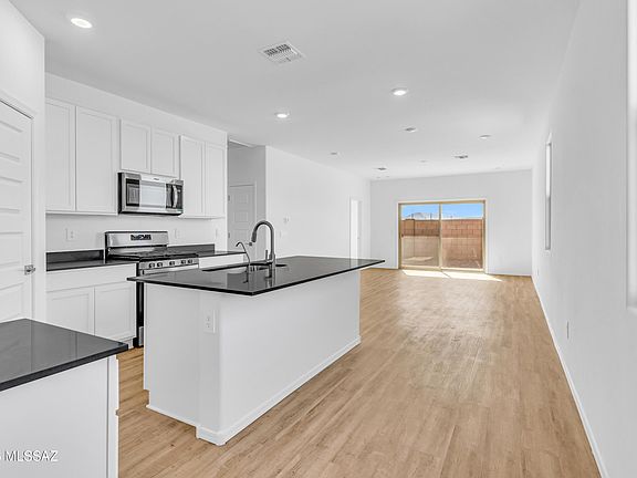 2nd image of 10436 W Thetford Ln