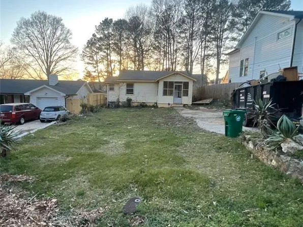 514 Glendale Rd, Scottdale, GA 30079