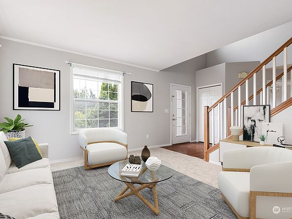 2nd image of 906 SW Eagle Vista Avenue