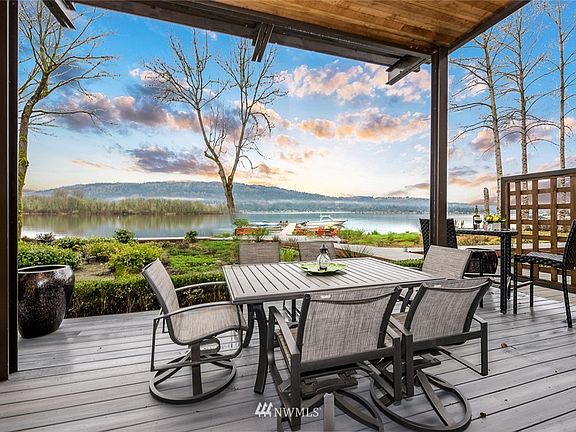 3rd image of 4315 E Lake Sammamish Parkway SE #103