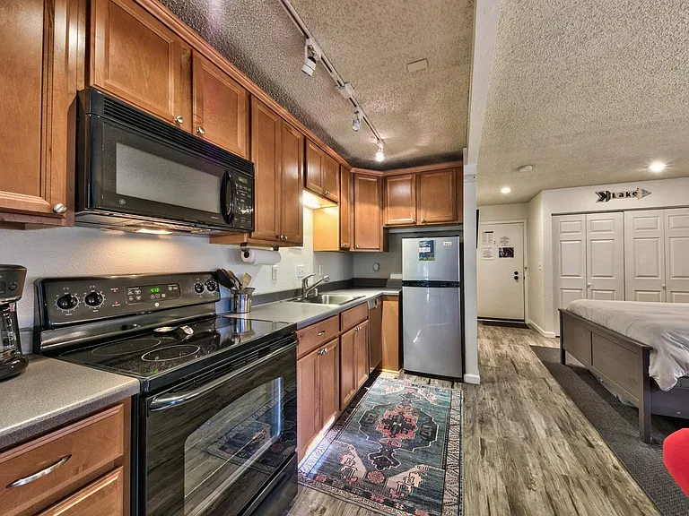 1300 Regency Way #62 — Photo 6