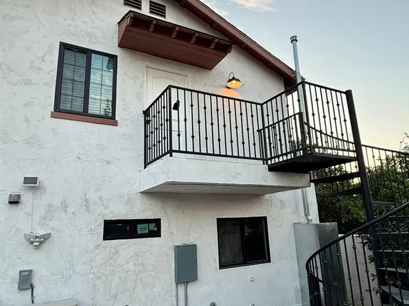 11325 Martha St, North Hollywood, CA 91601