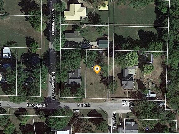 5th image of 601 McNair St
