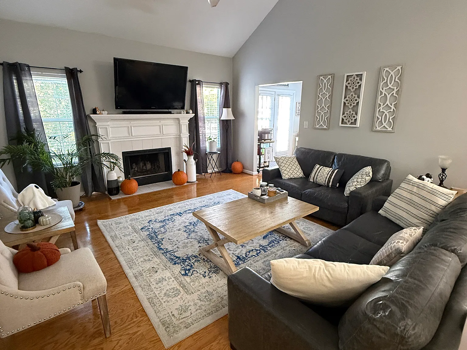 3 bed, 1500 sqft, $1,949 — Photo 4
