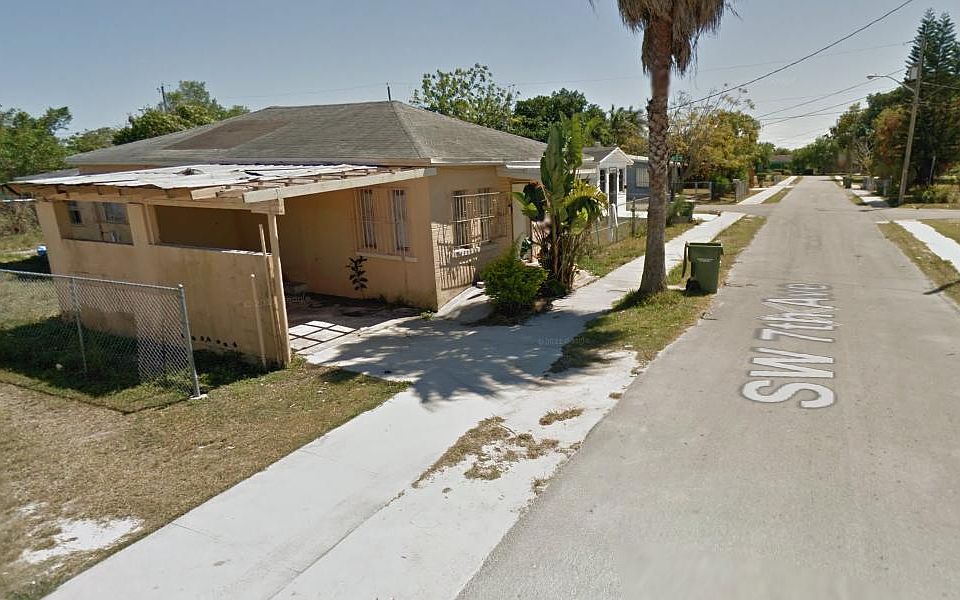 2nd image of 435 SW 7th Ave #435