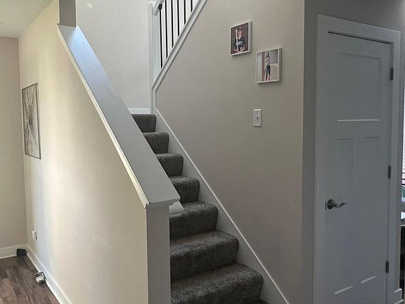 4th image of 22853 Dakotah St NW