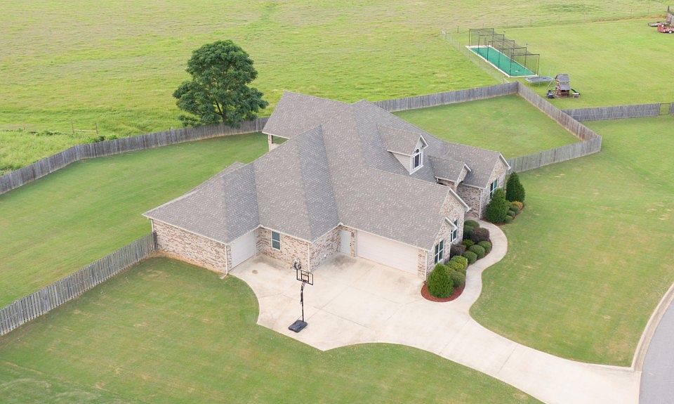 1st image of 11370 River Oak Cir