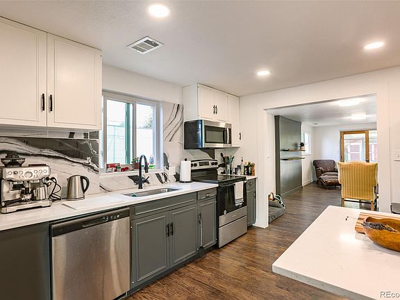 3rd image of 4670 W 5th Avenue