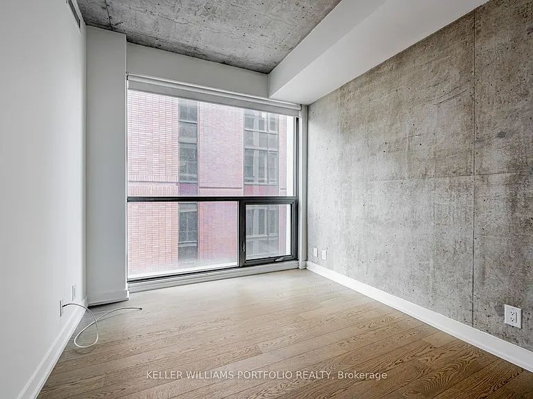 39 Brant St #726 — Photo 15
