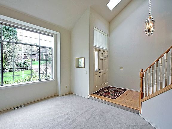2nd image of 13035 NE 196th Pl