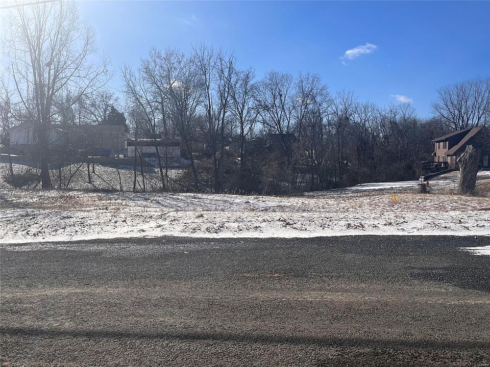 2nd image of 413 N Rapp Ave