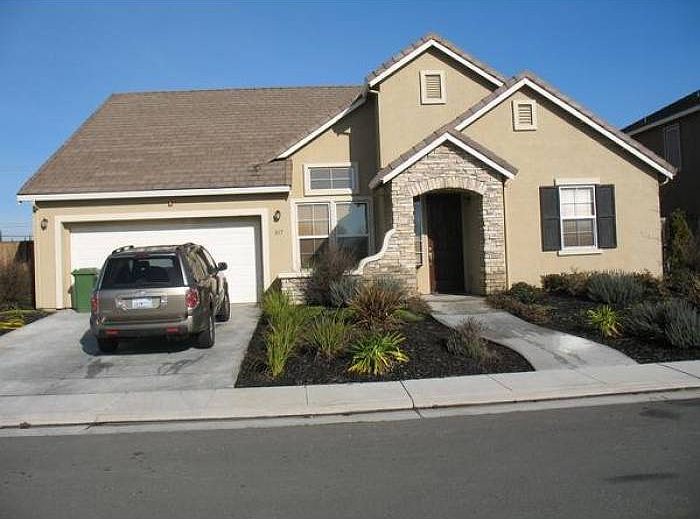 Very Low-Maintenance Yard