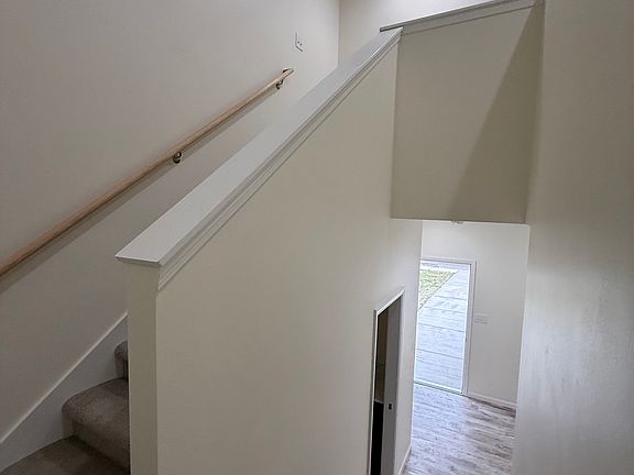 3rd image of 608-606 Grant Ave #608