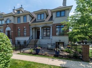 1811 Alta Vista Ct, Naperville, IL 60563