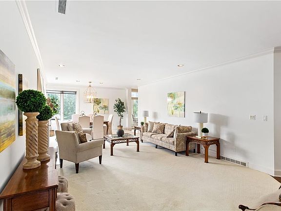 4th image of 5150 Three Village Dr APT 2L