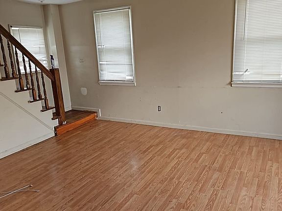 3rd image of 2 2nd Ave #1