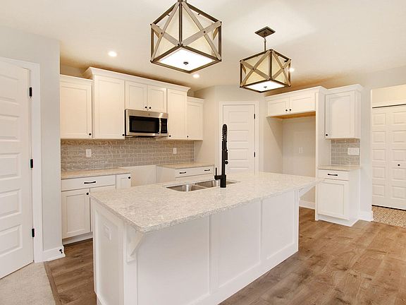 5th image of 3534 Jamesfield Dr