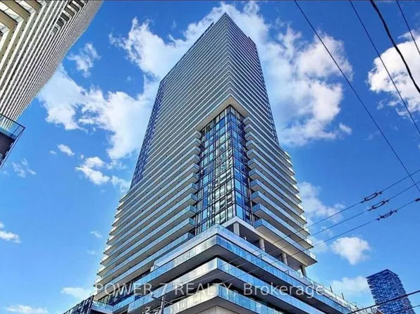 161 Roehampton Ave #911, Toronto, ON M4P 0C8