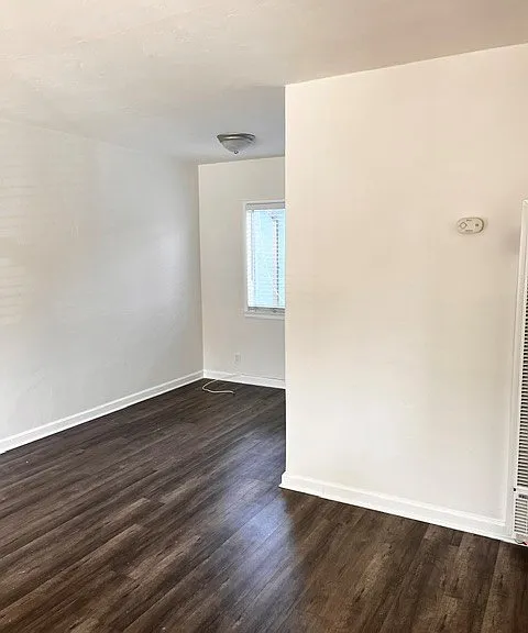 1119 Electric Ave #3 — Photo 4