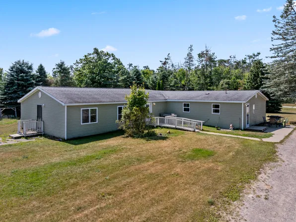 3965 Newt Dr, Gaylord, MI 49735
