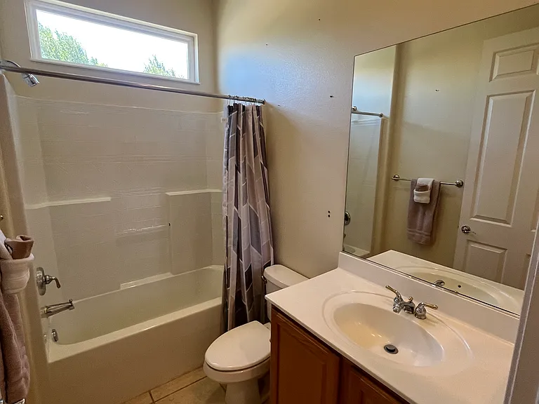 525 Brooklawn Dr — Photo 9