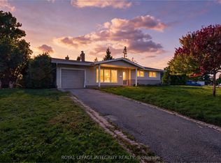 4 Marsden Pl, Ottawa, ON K2H5L5