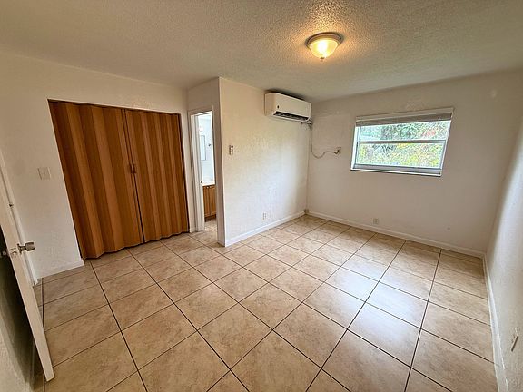 4th image of 216 N 61st Ave APT 4