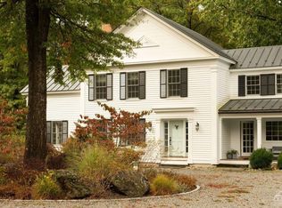 25 Moose Pond Ln, Red Hook, NY 12571